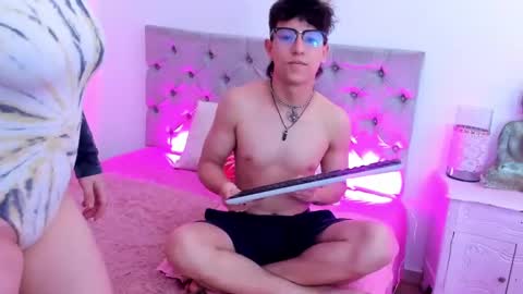 Snapshot of andrew_and_visenya chatting on December 14, 2024, 2:34 am andrew_and_visenya online show from December 14, 2024, 2:34 am