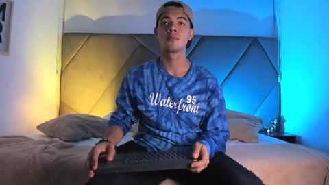 Snapshot of andrew_colleman1 chatting on September 18, 2025, 3:41 am Colleman online show from September 18, 2025, 3:41 am