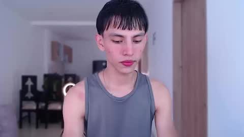 Snapshot of andrew_courtz chatting on January 17, 2026, 8:34 pm Andrew Courtz online show from January 17, 2026, 8:34 pm