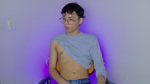 andres online show from November 25, 2025, 8:31 pm