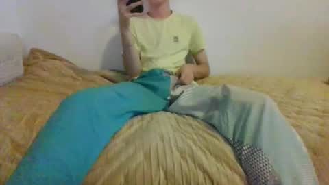 Andrew online show from October 20, 2025, 6:30 pm