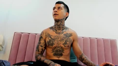 andrew_sanders69 online show from December 21, 2025, 3:46 am