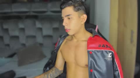 Andrew M. online show from September 16, 2025, 12:44 am