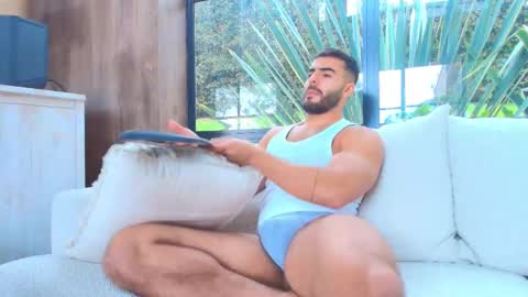 ANDREW WEST online show from October 9, 2025, 6:17 pm