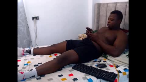 andrewburke06 online show from November 6, 2025, 6:31 pm