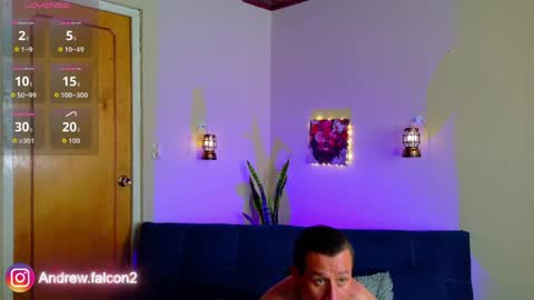 andrewfalcon_ online show from April 25, 2026, 8:06 pm
