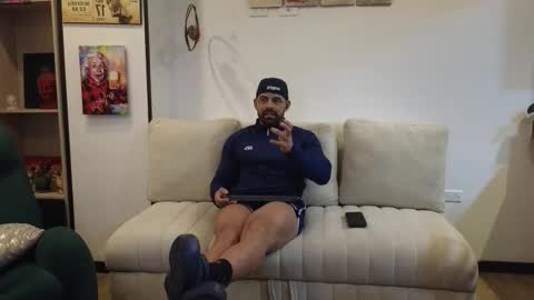 Andrew online show from October 16, 2025, 1:39 am