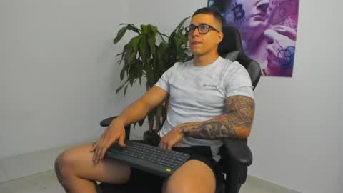 andrewmaterazzi online show from February 25, 2025, 3:09 am