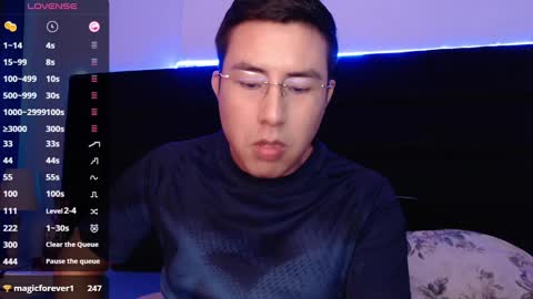andrewmhilton_ online show from January 2, 2025, 3:58 am
