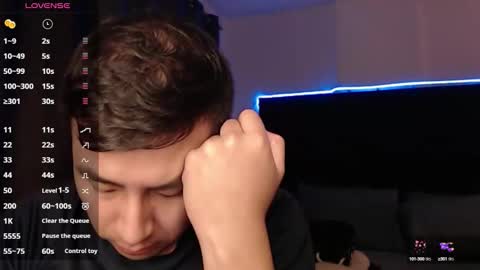 andrewmhilton_ online show from September 26, 2025, 7:34 am