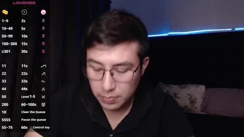 andrewmhilton_ online show from November 7, 2025, 5:40 am