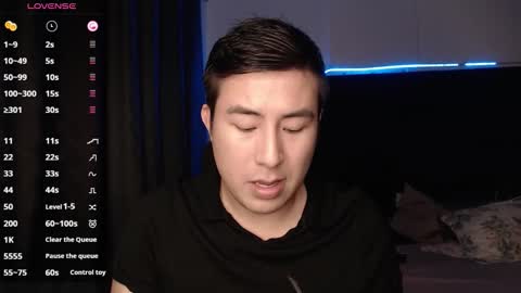 andrewmhilton_ online show from November 17, 2025, 7:03 am