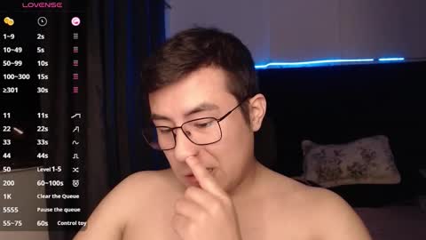 andrewmhilton_ online show from November 20, 2025, 5:07 am