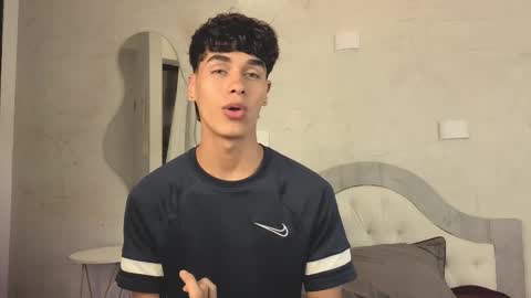 AndreWortix online show from March 23, 2026, 4:27 am