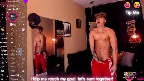 Snapshot of andrius_24 chatting on May 29, 2026, 9:13 pm online show from May 29, 2026, 9:13 pm