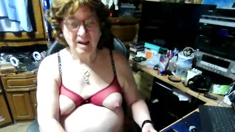 Snapshot of androgynia1 chatting on March 30, 2026, 5:08 am androgynia online show from March 30, 2026, 5:08 am