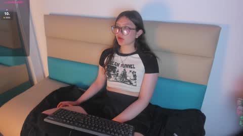   online show from December 17, 2024, 1:39 am
