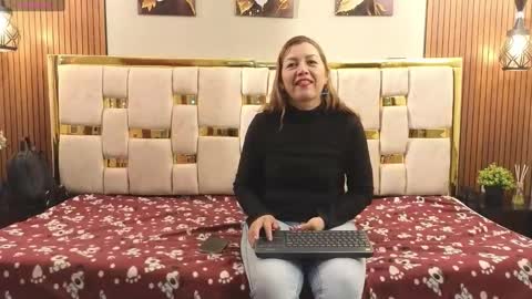 Snapshot of andry_will chatting on May 2, 2026, 11:21 pm Andry online show from May 2, 2026, 11:21 pm