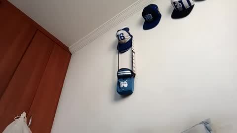 andsexbi69 online show from November 11, 2025, 11:54 am