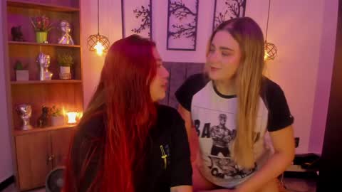 andy_and_emma online show from December 11, 2024, 12:55 pm