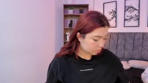 andy_and_emma online show from February 10, 2025, 12:39 pm