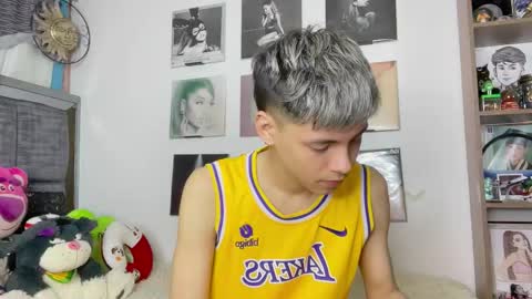 Andy online show from November 20, 2025, 2:39 pm