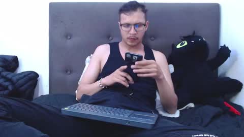 ANDY online show from November 14, 2025, 2:21 am