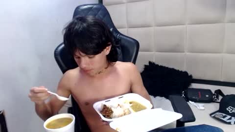 andy_dan1 online show from January 15, 2025, 7:55 pm