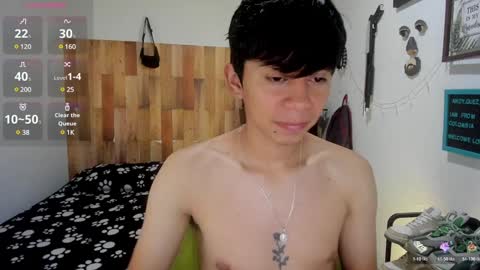 andy_guez_11 online show from January 29, 2025, 10:48 am