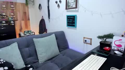 andy_guez_11 online show from February 8, 2025, 11:55 am
