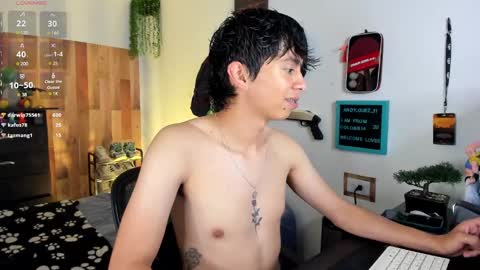 andy_guez_11 online show from February 11, 2025, 2:46 pm