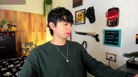 andy_guez_11 online show from February 19, 2025, 9:50 am