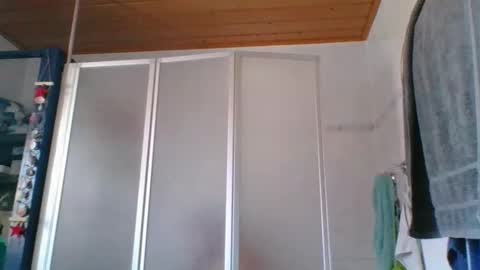 Snapshot of andybayern chatting on June 8, 2026, 2:17 pm andybayern online show from June 8, 2026, 2:17 pm