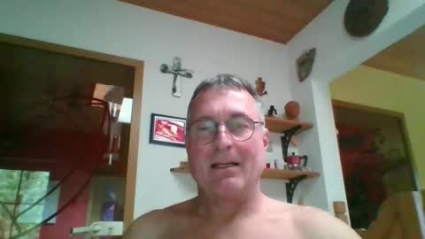 Snapshot of andybayern chatting on June 10, 2026, 2:27 pm andybayern online show from June 10, 2026, 2:27 pm
