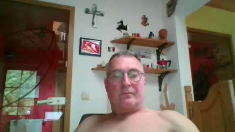 Snapshot of andybayern chatting on June 12, 2026, 1:43 pm andybayern online show from June 12, 2026, 1:43 pm