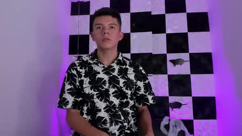 andyfame11 online show from October 18, 2025, 7:03 pm