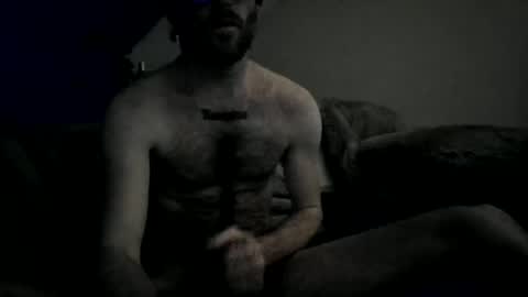 andyki763438 online show from April 16, 2026, 11:11 am