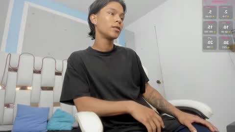 Snapshot of andykings_1 chatting on December 17, 2025, 3:56 am Andy Kings online show from December 17, 2025, 3:56 am