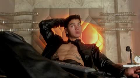 andy palmer online show from December 17, 2024, 6:42 pm