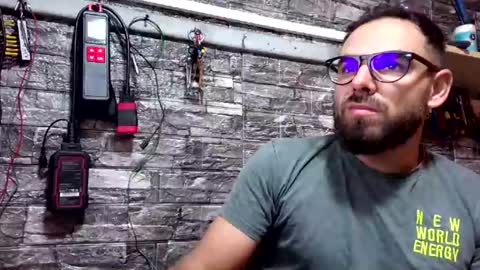 andyshr133 online show from July 10, 2026, 3:00 am