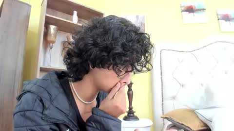 andyxibrat online show from December 2, 2025, 7:09 pm