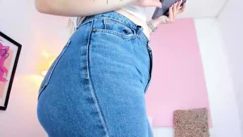 Andy  online show from February 12, 2026, 12:00 pm