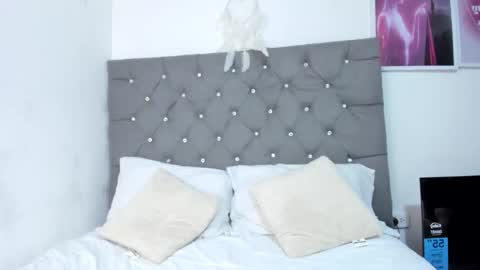          online show from October 13, 2025, 1:49 am