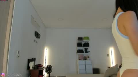      online show from April 28, 2026, 3:44 am