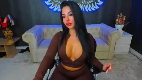 Anne online show from October 3, 2025, 4:59 pm