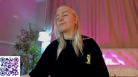 Snapshot of anet_dream chatting on November 27, 2025, 4:31 pm Anet Dream online show from November 27, 2025, 4:31 pm