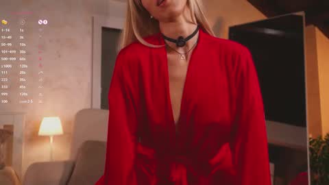 Snapshot of anette_belorie chatting on September 25, 2025, 4:11 pm Anna online show from September 25, 2025, 4:11 pm