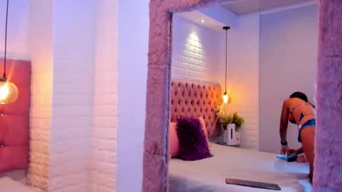 anette_bennet online show from October 16, 2025, 7:48 pm