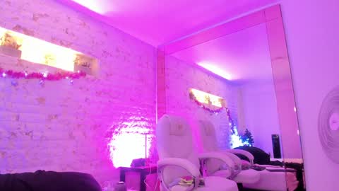 anette_cooper online show from December 23, 2024, 12:52 pm