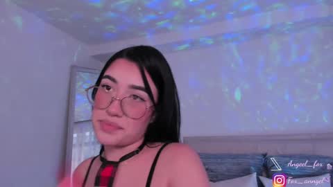 Angel  online show from December 5, 2024, 10:01 pm